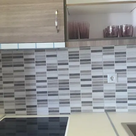 Aggeliki Apartment *