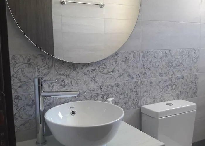 Aggeliki 纳夫普利翁